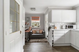 Photo 21- click for photo gallery